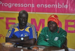 Ali Ouédraogo coach de KOZAF à gauche