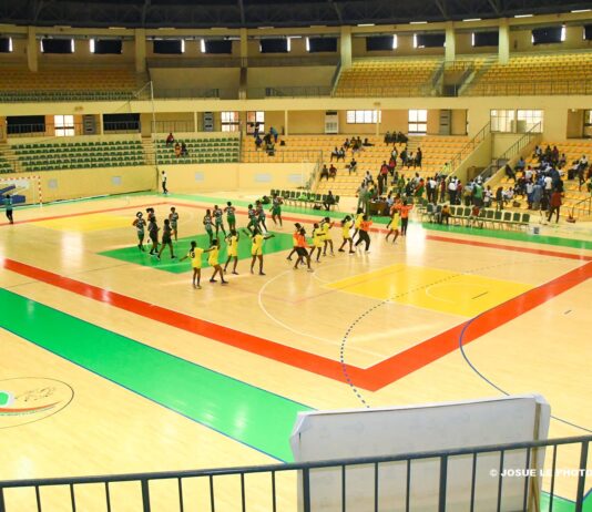 Palais des sports Ouaga 2000 : un nouveau parquet aux normes internationales
